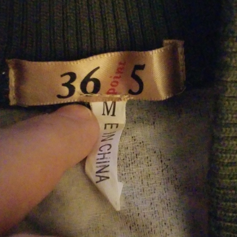 36 Point 5 Camo Jacket - Picture 3 of 4